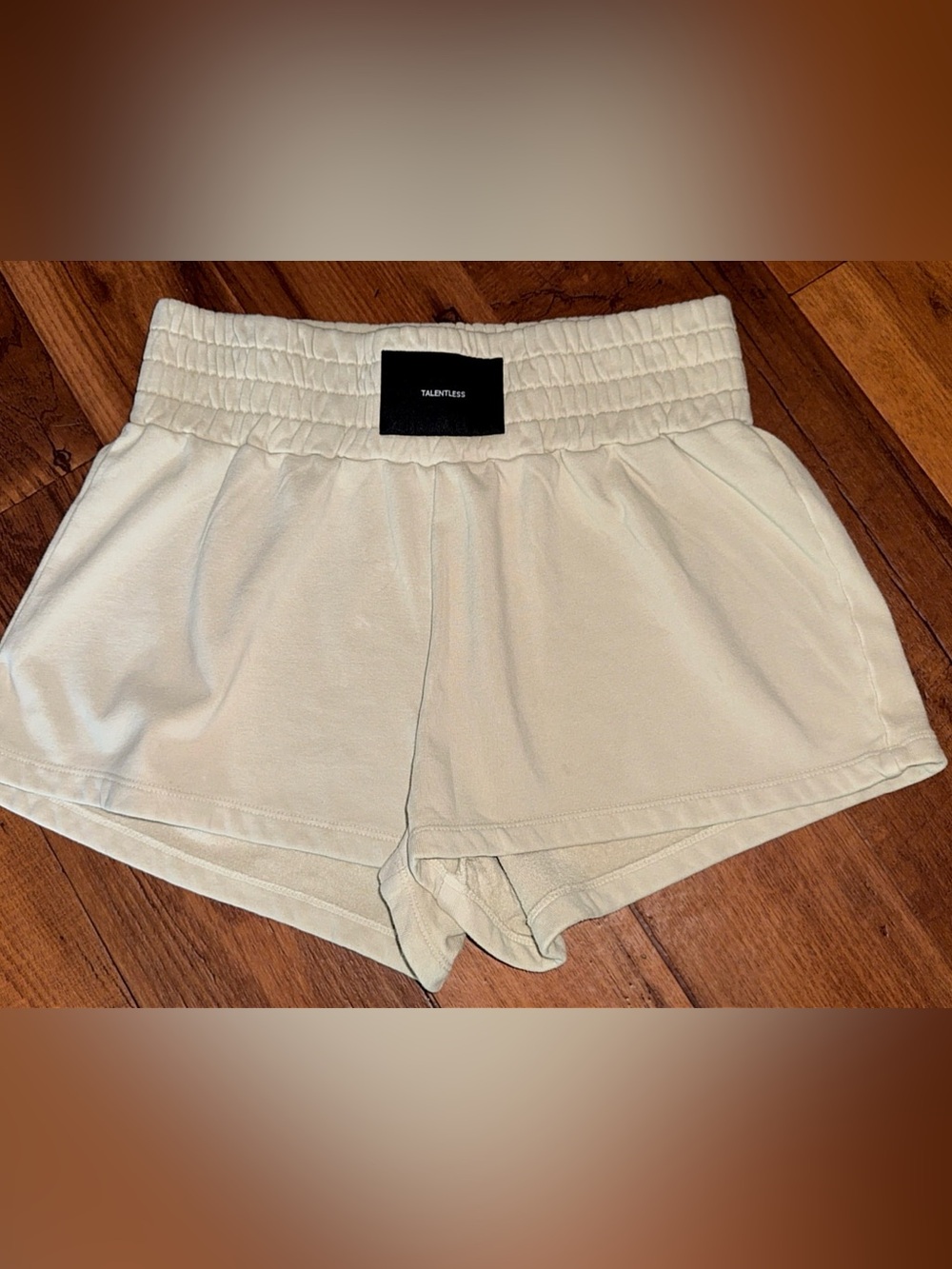 Excellent immaculate Talentless “bone” boxer shorts Size: Medium 2.5” - Picture 8 of 14